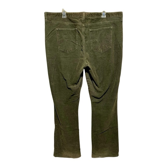 GAP Women's Perfect Boot Cut Cords in Forest Green Size 35 x 33 - Picture 2 of 5